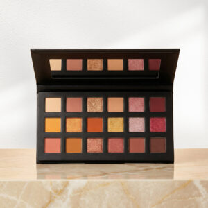 Home eyeshadow pallet